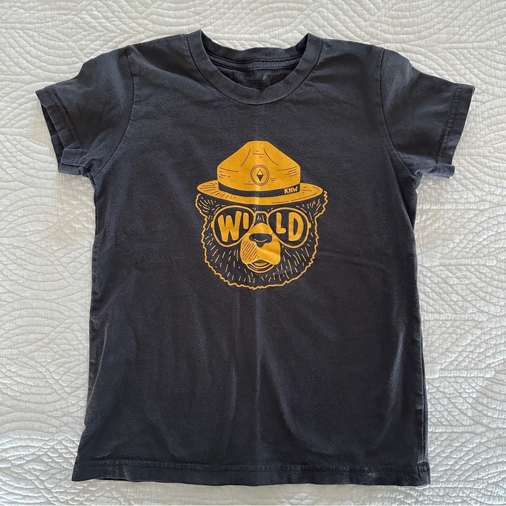 Keep Nature Wild t-shirt, unisex youth small
